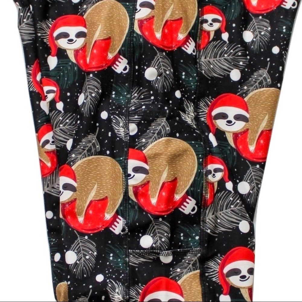 🆕❤️Whimsies Christmas Sloths leggings!!